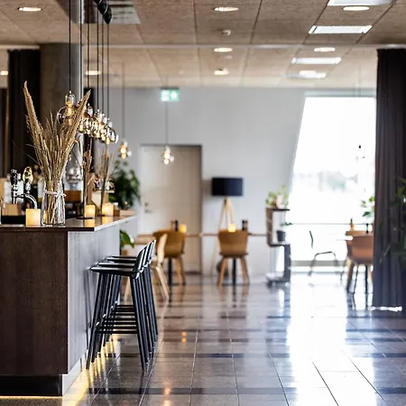 Hotel Airport