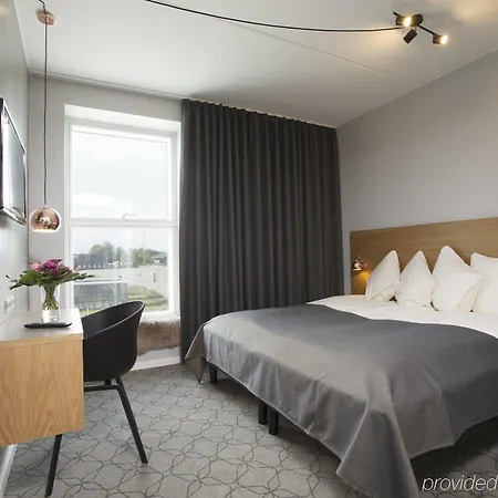 Airport Hotel Aalborg