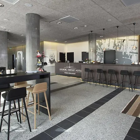 Airport Hotel