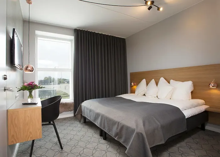 Airport Hotel Aalborg